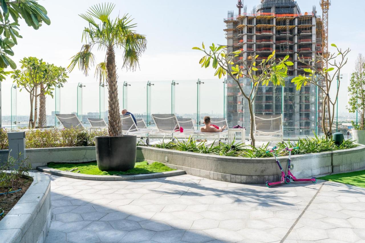 Globalstay Damac Towers By Paramount In Business Bay Dubái Exterior foto