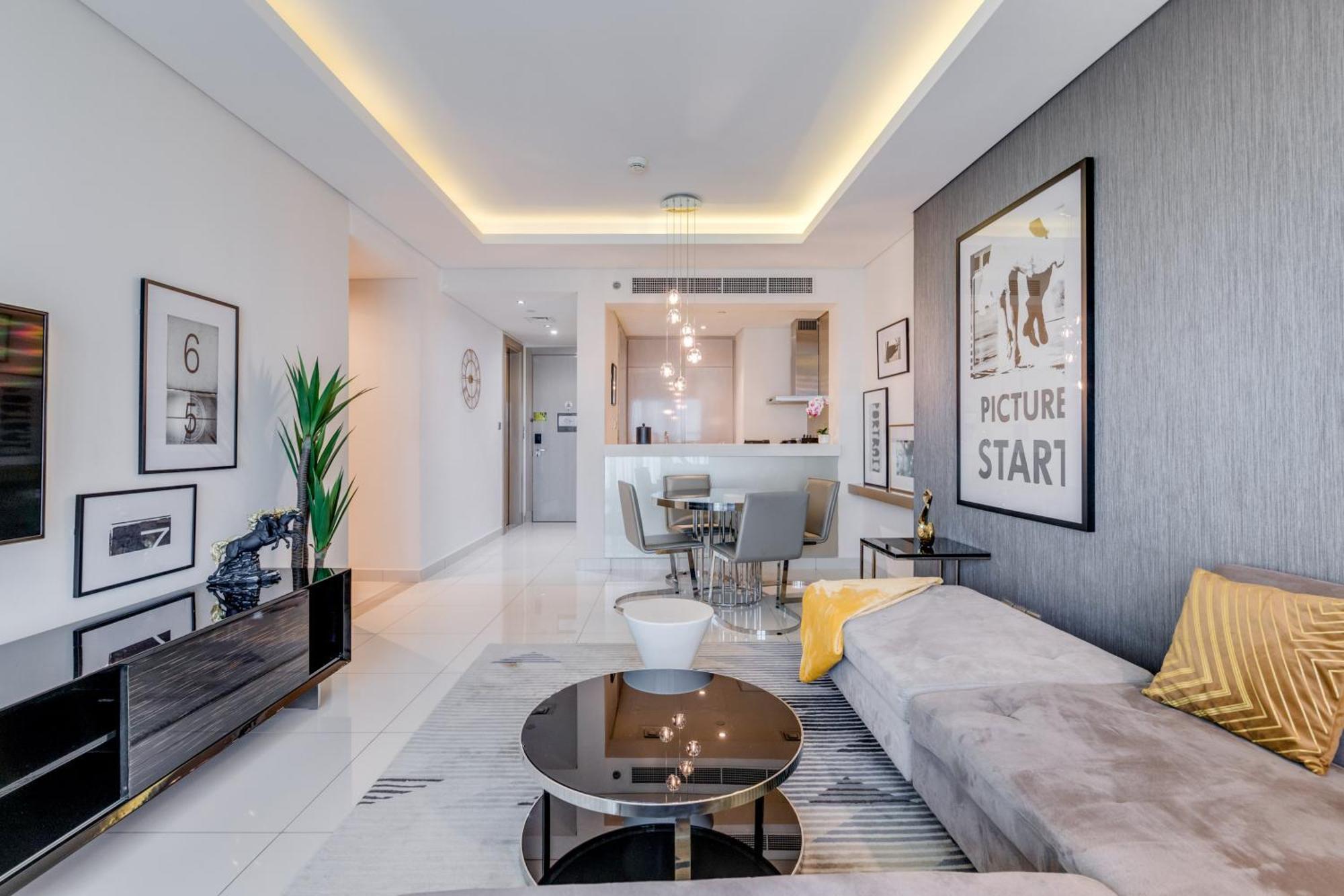Globalstay Damac Towers By Paramount In Business Bay Dubái Exterior foto